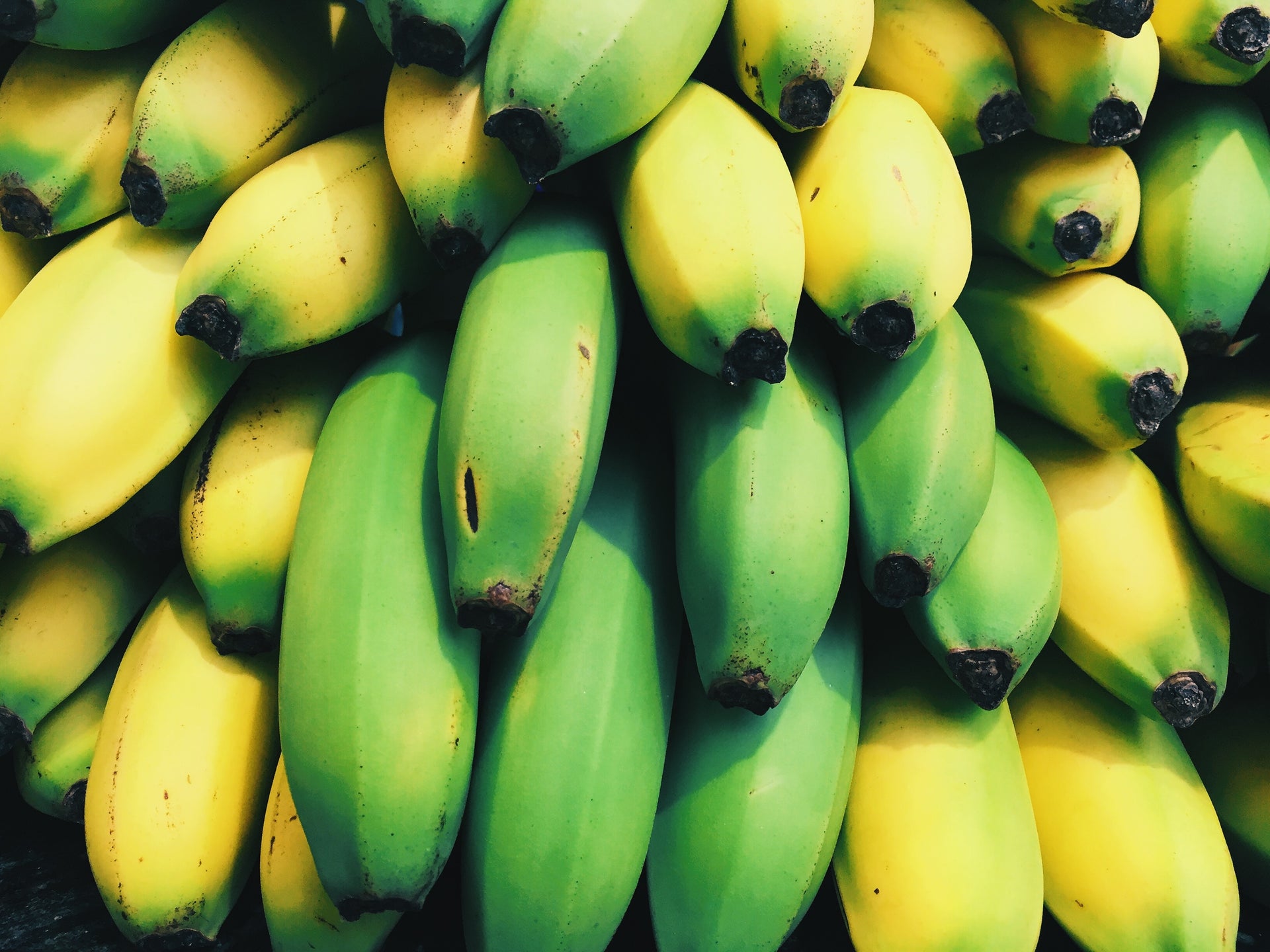 4 Reasons Why Athletes Go Bananas over Banana